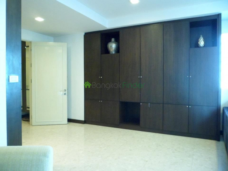 Ekamai, Bangkok, Thailand, 3 Bedrooms Bedrooms, ,3 BathroomsBathrooms,Condo,For Rent,Nusasiri,4708