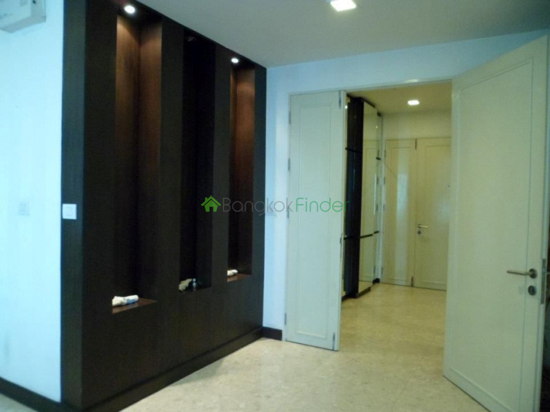 Ekamai, Bangkok, Thailand, 3 Bedrooms Bedrooms, ,3 BathroomsBathrooms,Condo,For Rent,Nusasiri,4708