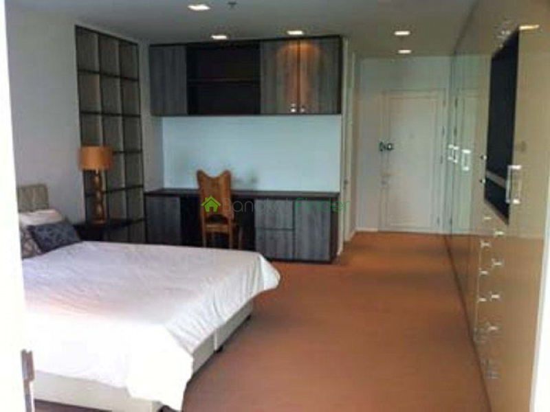 Ekamai, Bangkok, Thailand, 3 Bedrooms Bedrooms, ,4 BathroomsBathrooms,Condo,For Rent,Nusasiri,4710