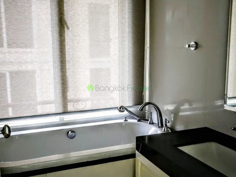 Phrom Phong, Bangkok, Thailand, 2 Bedrooms Bedrooms, ,2 BathroomsBathrooms,Condo,For Rent,Royce Resident,4745