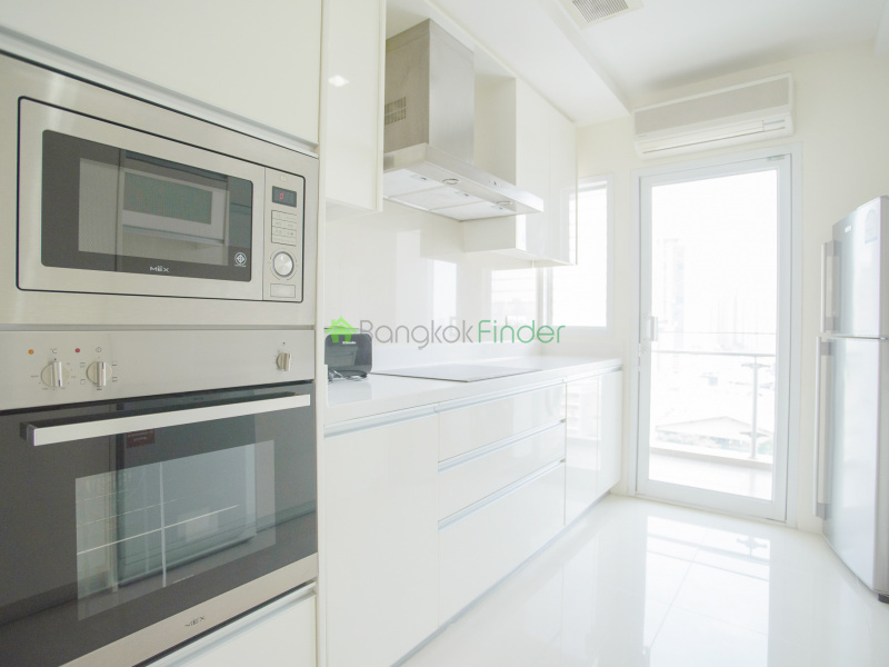 Phrom Phong, Bangkok, Thailand, 2 Bedrooms Bedrooms, ,2 BathroomsBathrooms,Apartment,For Rent,GM Serviced Apartment,4753