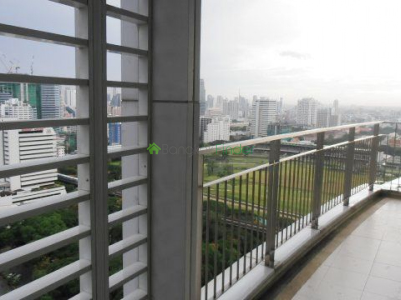 Rajadamri, Bangkok, Thailand, 3 Bedrooms Bedrooms, ,3 BathroomsBathrooms,Condo,For Rent,Baan Rachprasong,4775