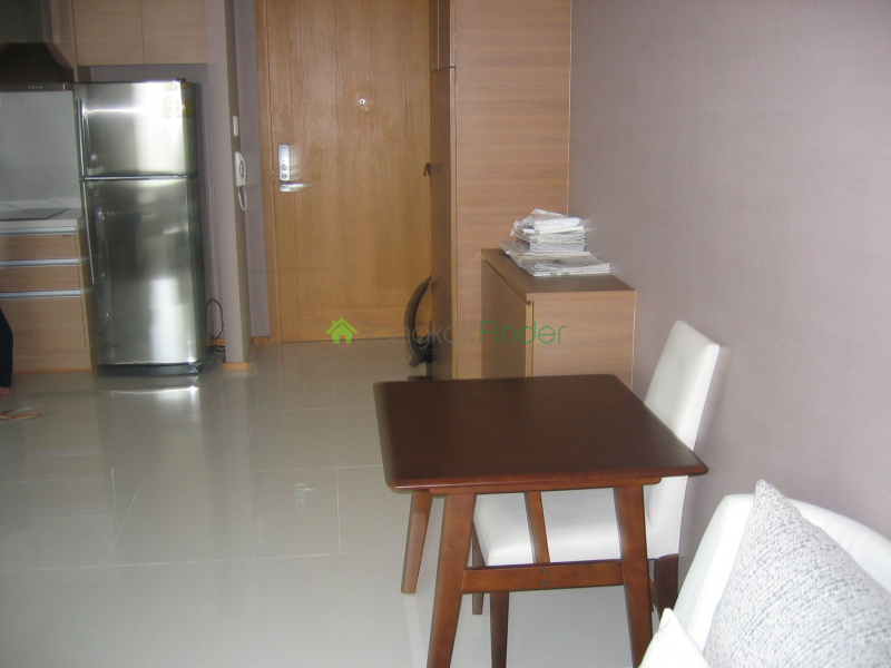 24 Sukhumvit, Phrom Phong, Bangkok, Thailand, 1 Bedroom Bedrooms, ,1 BathroomBathrooms,Condo,For Rent,The Emporio Place,Sukhumvit,4808