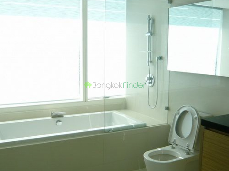 Thonglor, Bangkok, Thailand, 2 Bedrooms Bedrooms, ,2 BathroomsBathrooms,Condo,For Rent,Eight,4819
