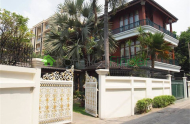 Ekamai, Bangkok, Thailand, 2 Bedrooms Bedrooms, ,3 BathroomsBathrooms,House,For Rent,4867