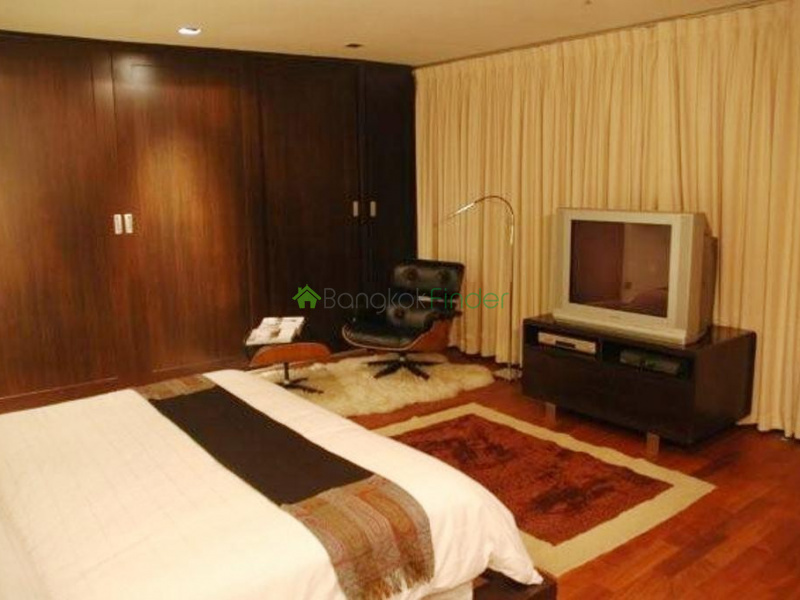 Ploenchit, Bangkok, Thailand, 2 Bedrooms Bedrooms, ,2 BathroomsBathrooms,Condo,For Rent,Urbana Langsuan,4898