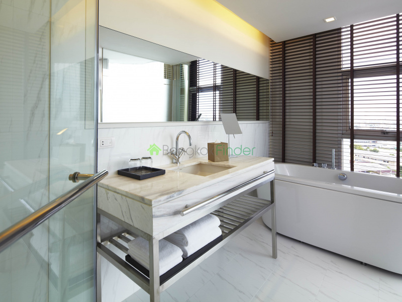 Sathorn, Bangkok, Thailand, 2 Bedrooms Bedrooms, ,2 BathroomsBathrooms,Condo,For Rent,Oaks,4904