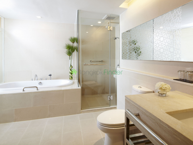 Sathorn, Bangkok, Thailand, 1 Bedroom Bedrooms, ,1 BathroomBathrooms,Condo,For Rent,Oaks,4905
