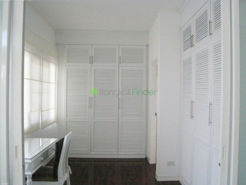 Ramkhamhaeng, Bangkok, Thailand, 3 Bedrooms Bedrooms, ,3 Bathrooms 3 Bathrooms,House,For Rent,Ramkhamhaeng,4914