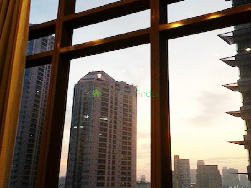 24 Sukhumvit, Phrom Phong, Bangkok, Thailand, 2 Bedrooms Bedrooms, ,2 BathroomsBathrooms,Condo,For Rent,The Emporio Place,Sukhumvit,4926