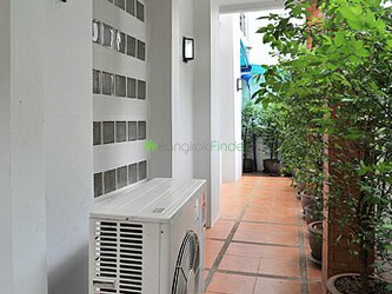 Phaholyothin, Phaholyothin, Bangkok, Thailand, 4 Bedrooms Bedrooms, ,5 BathroomsBathrooms,House,Sold,Phaholyothin,5019