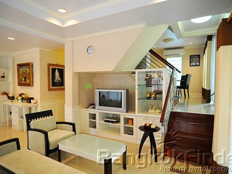 Phaholyothin, Phaholyothin, Bangkok, Thailand, 4 Bedrooms Bedrooms, ,5 BathroomsBathrooms,House,Sold,Phaholyothin,5019