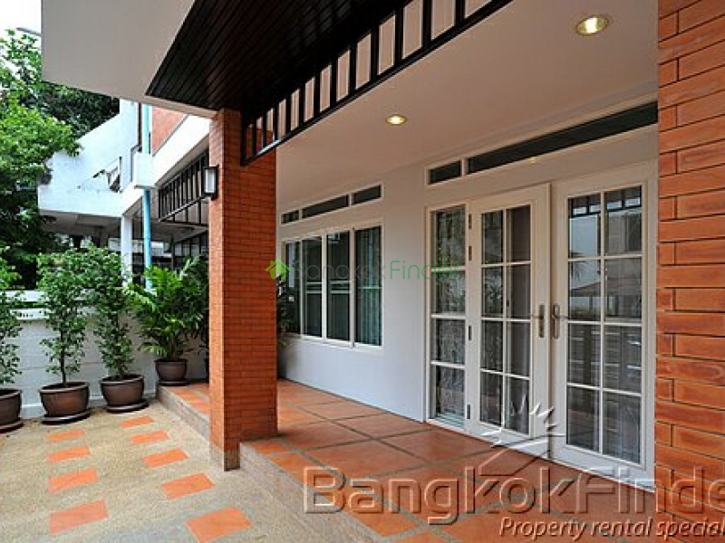 Phaholyothin, Phaholyothin, Bangkok, Thailand, 4 Bedrooms Bedrooms, ,5 BathroomsBathrooms,House,Sold,Phaholyothin,5019