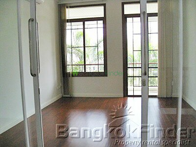 Pattanakarn, Pattanakarn, Bangkok, Thailand, 4 Bedrooms Bedrooms, ,4 BathroomsBathrooms,House,Sold,Pattanakarn,5032