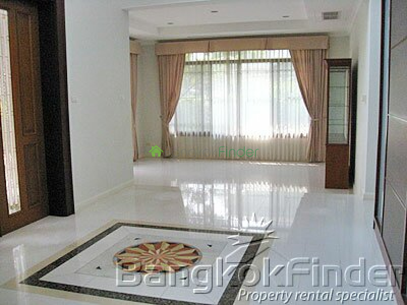 Pattanakarn, Pattanakarn, Bangkok, Thailand, 4 Bedrooms Bedrooms, ,4 BathroomsBathrooms,House,Sold,Pattanakarn,5032