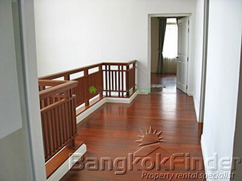 Pattanakarn, Pattanakarn, Bangkok, Thailand, 4 Bedrooms Bedrooms, ,4 BathroomsBathrooms,House,Sold,Pattanakarn,5032