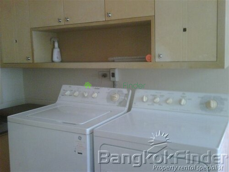 Bangna-Srinakarin, Bangna-Srinakarin, Bangkok, Thailand, 5 Bedrooms Bedrooms, ,5 BathroomsBathrooms,House,For Sale,Bangna-Srinakarin,5087