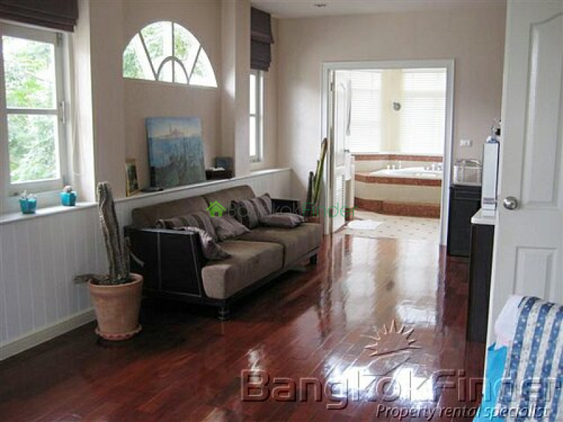 Sukhumvit-On Nut, Sukhumvit, Bangkok, Thailand, 4 Bedrooms Bedrooms, ,House,Sold,Sukhumvit-On Nut,5091