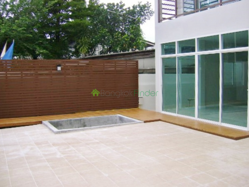 1 Rajadamri, Rajadamri, Bangkok, Thailand, 1 Bedroom Bedrooms, ,1 BathroomBathrooms,Condo,For Sale,Ideo Q Phayathai,Rajadamri,5242