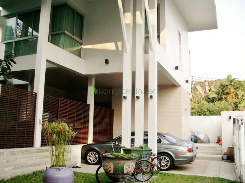 Thonglor, Bangkok, Thailand, 4 Bedrooms Bedrooms, ,5 BathroomsBathrooms,House,For Sale,5299