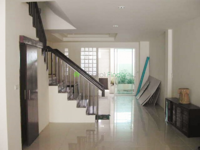 101 Sukhumvit, On Nut, Bangkok, Thailand, 5 Bedrooms Bedrooms, ,5 BathroomsBathrooms,Town House,For Sale,Sukhumvit,5326