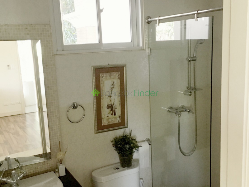 Srinakarin, Bangkok, Thailand, 4 Bedrooms Bedrooms, ,5 BathroomsBathrooms,House,For Rent,Srinakarin,5348