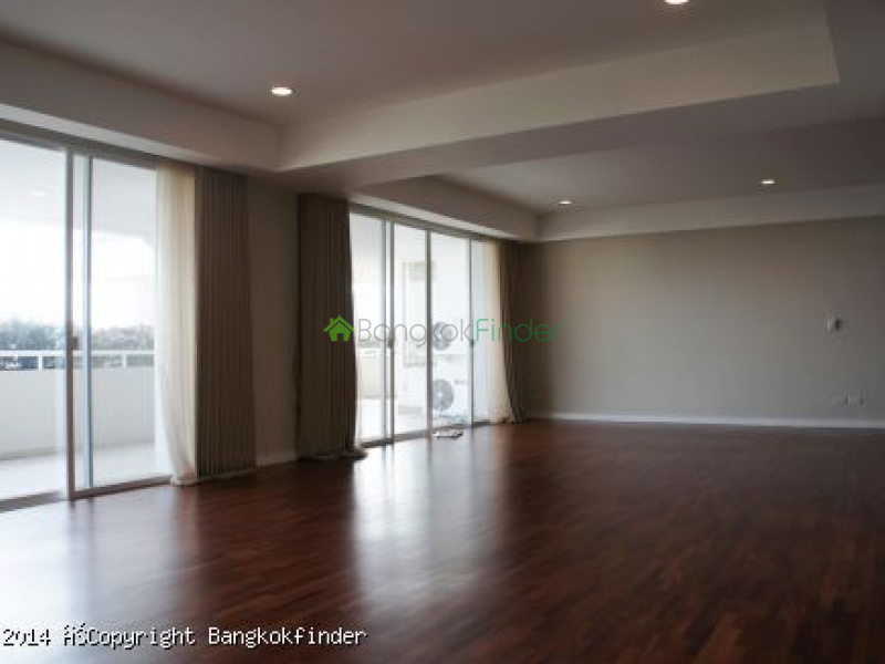 63 Sukhumvit, Ekamai, Bangkok, Thailand, 4 Bedrooms Bedrooms, ,3 BathroomsBathrooms,Condo,For Rent,La Cascade,Sukhumvit,5489