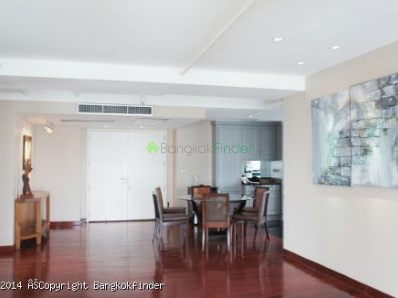 1 Lang Suan, Langsuan, Bangkok, Thailand, 3 Bedrooms Bedrooms, ,2 BathroomsBathrooms,Condo,For Rent,Urbana Lang Suan,Lang Suan,5516