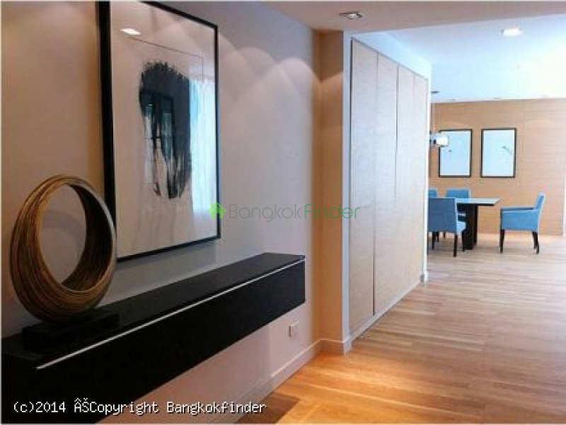 24 Sukhumvit, Phrom Phong, Bangkok, Thailand, 3 Bedrooms Bedrooms, ,3 BathroomsBathrooms,Condo,For Rent,The Emporio Place,Sukhumvit,5519