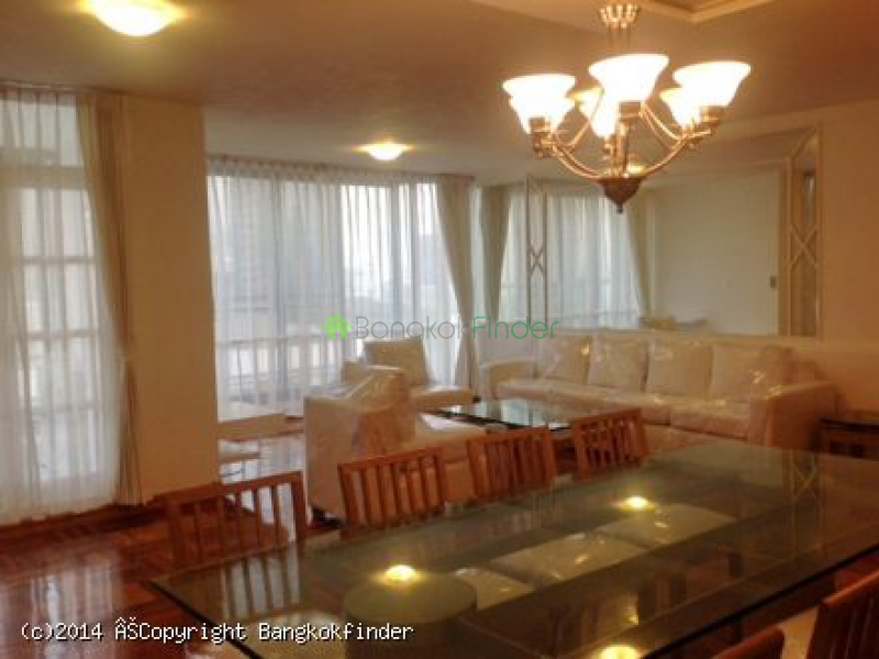 Langsuan, Ploenchit, Thailand, 3 Bedrooms Bedrooms, ,2 BathroomsBathrooms,Condo,For Rent,Vanichapark Apartment,Langsuan,5565