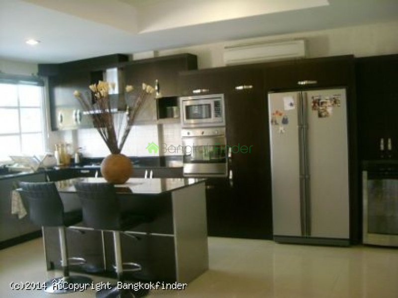 Bangna Trad, Bangna-Srinakarin, Thailand, 3 Bedrooms Bedrooms, ,4 BathroomsBathrooms,House,For Rent,Bangna Trad,5567