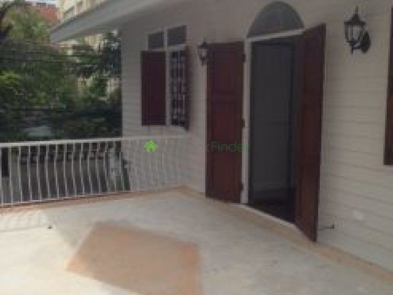 8 Sukhumvit, Thailand, 3 Bedrooms Bedrooms, ,3 BathroomsBathrooms,House,For Rent,Sukhumvit,5585