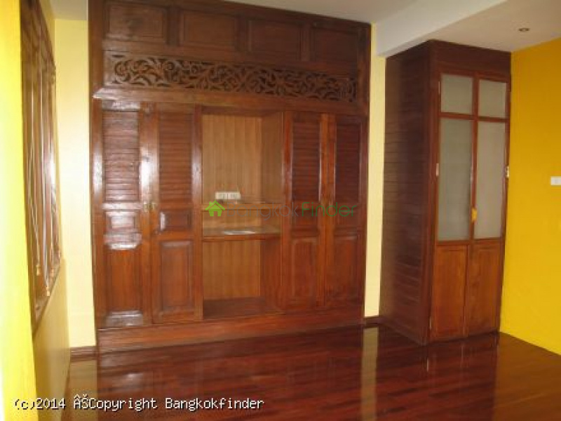 40 Ratchada, Ratchada, Thailand, 2 Bedrooms Bedrooms, ,2 BathroomsBathrooms,House,For Rent,Ratchada,5588