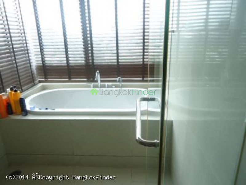 Phrom Phong, Thailand, 2 Bedrooms Bedrooms, ,3 BathroomsBathrooms,Condo,For Rent,The Emporio Place,5598