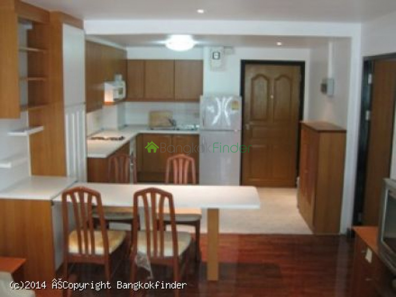 3 Ruamrudee, Ploenchit, Thailand, 1 Bedroom Bedrooms, ,2 BathroomsBathrooms,Condo,For Rent,Navin Court,Ruamrudee,5604