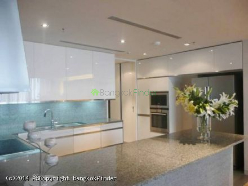 Sathorn, Sathorn, Thailand, 2 Bedrooms Bedrooms, ,2 BathroomsBathrooms,Condo,For Rent,The Met,Sathorn,5610