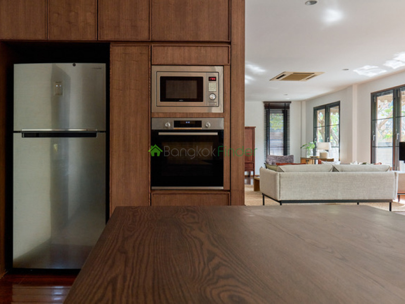 63 Sukhumvit, Ekkamai, Thailand, 4 Bedrooms Bedrooms, ,5 BathroomsBathrooms,House,For Rent,Sukhumvit,5617