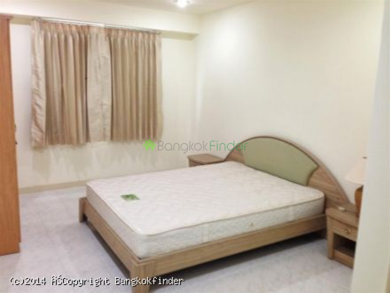 39 Sukhumvit, Phrom Phong, Thailand, 3 Bedrooms Bedrooms, ,3 BathroomsBathrooms,Condo,For Rent,Royal Castle,Sukhumvit,5619