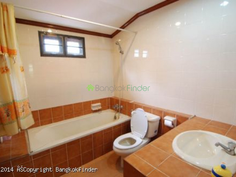 Srinakarin, Bangna-Srinakarin, Thailand, 2 Bedrooms Bedrooms, ,3 BathroomsBathrooms,House,Rented,Srinakarin,5658