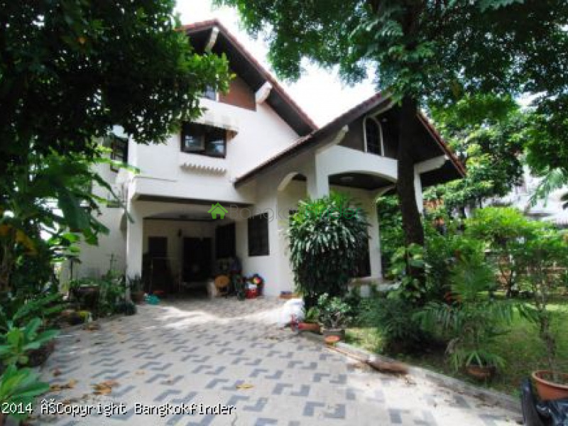 Srinakarin, Bangna-Srinakarin, Thailand, 2 Bedrooms Bedrooms, ,3 BathroomsBathrooms,House,Rented,Srinakarin,5658