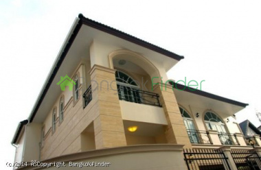 4 Sukhumvit, Nana, Thailand, 4 Bedrooms Bedrooms, ,4 BathroomsBathrooms,Condo,For Rent,House #88,Sukhumvit,5659 4 Sukhumvit, Nana, Thailand, 4 Bedrooms Bedrooms, ,4 BathroomsBathrooms,Condo,For Rent,House #88,Sukhumvit,5659