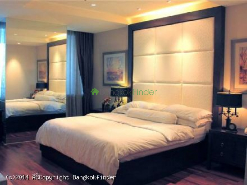 Sathorn, Sathorn, Thailand, 3 Bedrooms Bedrooms, ,3 BathroomsBathrooms,Condo,For Rent,Sky Villas,Sathorn,5731