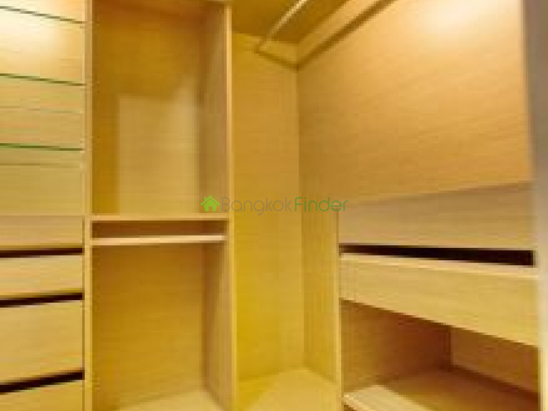 24 Sukhumvit, Phrom Phong, Thailand, 3 Bedrooms Bedrooms, ,3 BathroomsBathrooms,Condo,For Rent,Bright Sukhumvit 24,Sukhumvit,5745