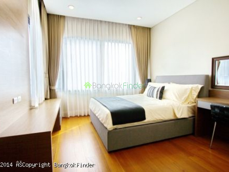 24 Sukhumvit, Phrom Phong, Thailand, 3 Bedrooms Bedrooms, ,3 BathroomsBathrooms,Condo,For Rent,Bright Sukhumvit 24,Sukhumvit,5745