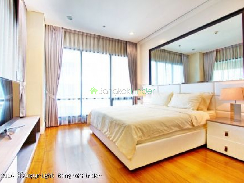 24 Sukhumvit, Phrom Phong, Thailand, 3 Bedrooms Bedrooms, ,3 BathroomsBathrooms,Condo,For Rent,Bright Sukhumvit 24,24 Sukhumvit,5746