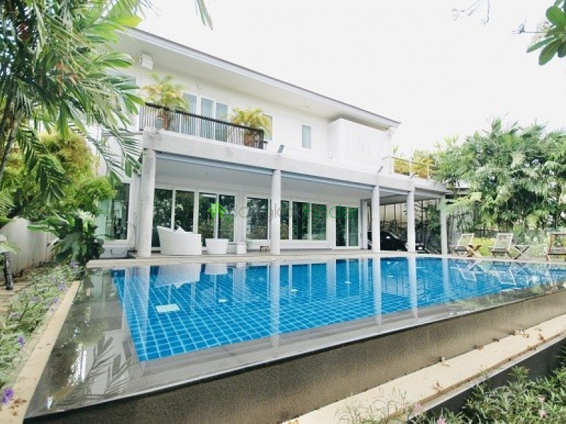 65 Sukhumvit, Sukhumvit, Thailand, 4 Bedrooms Bedrooms, ,4 BathroomsBathrooms,House,For Rent,Sukhumvit,5751