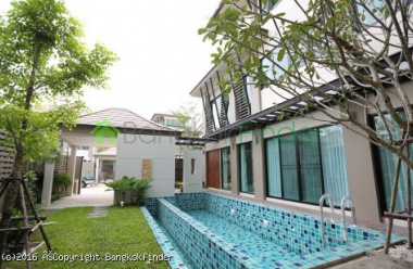 Phrom Phong, Thailand, 3 Bedrooms Bedrooms, ,4 BathroomsBathrooms,House,For Rent,5761