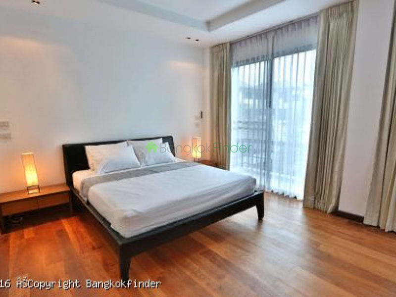 Phrom Phong, Thailand, 3 Bedrooms Bedrooms, ,4 BathroomsBathrooms,House,For Rent,5761