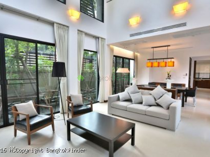 Phrom Phong, Thailand, 3 Bedrooms Bedrooms, ,4 BathroomsBathrooms,House,For Rent,5761
