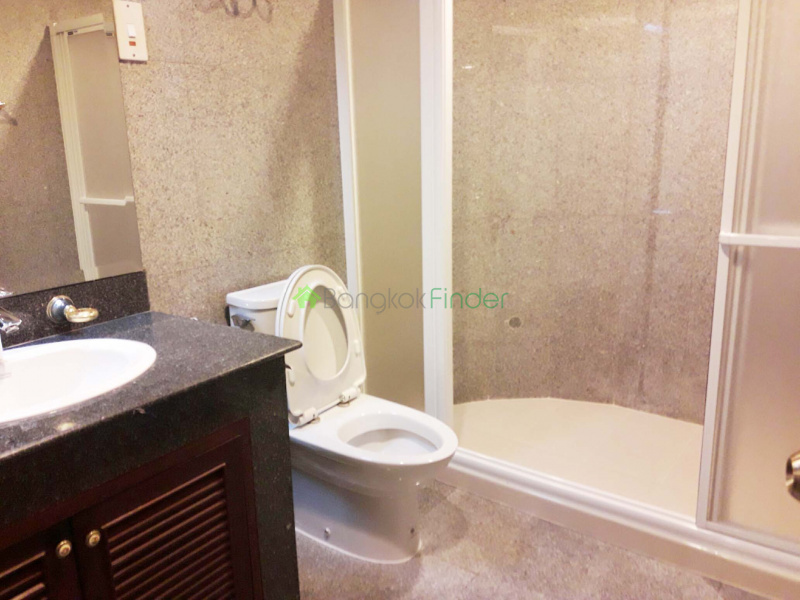 Nana, Bangkok, Thailand, 4 Bedrooms Bedrooms, ,4 BathroomsBathrooms,Condo,For Rent,Tower Park,5798